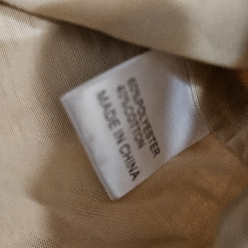 NWT White Fox Last One Standing Ribbed Crop - Picture 3 of 6